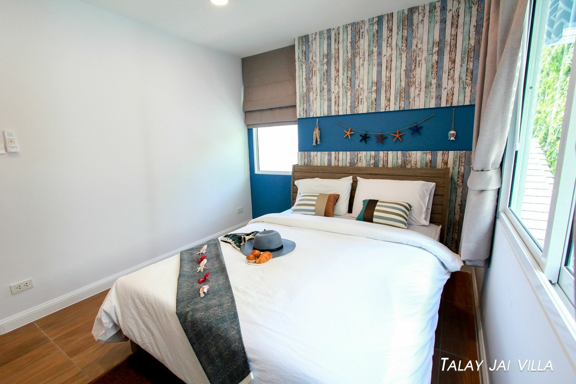 Talay Jai Pool